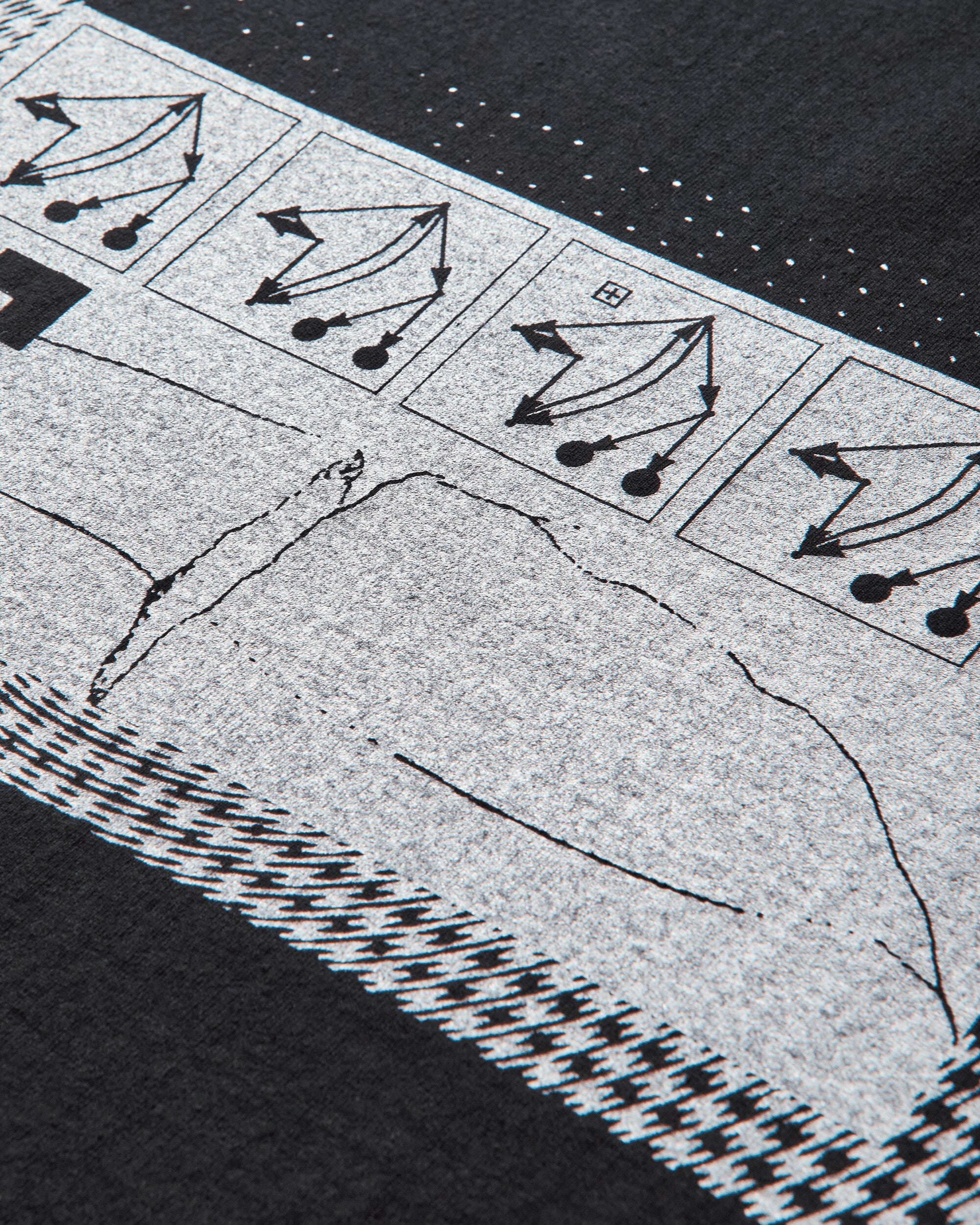 Cav Empt Vh The Saturn Circus T Black T-Shirts Shortsleeve CES27T17 BLACK