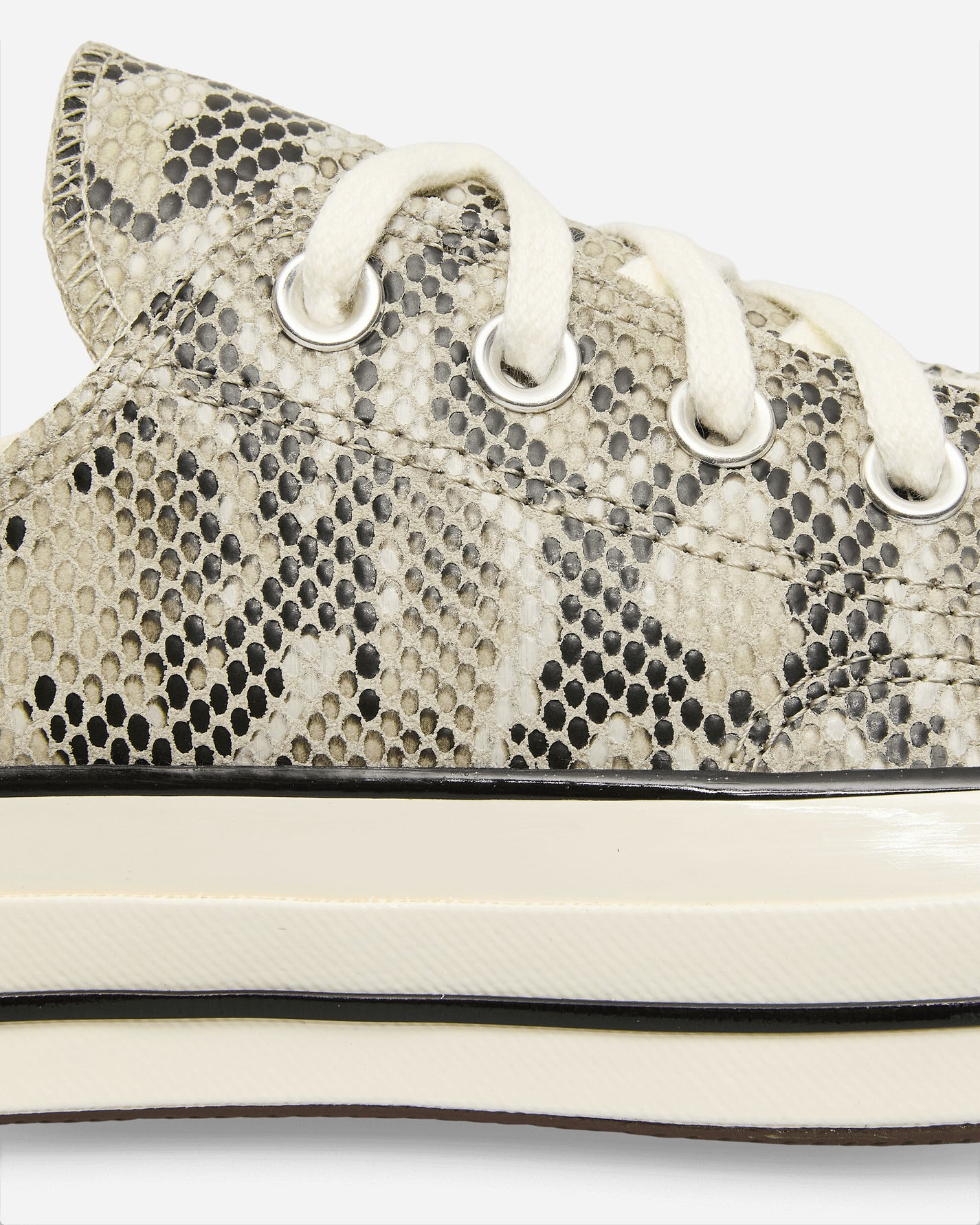 Converse Chuck 70 Pale Surplus/Egret/Black Sneakers Low A13434C