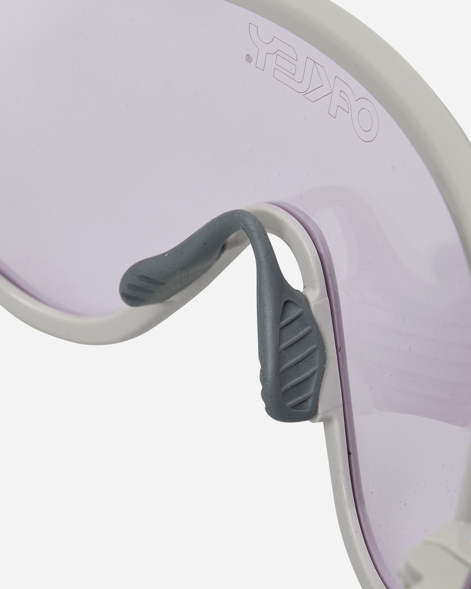 Oakley Muzm – Eye Shade Cool Grey/Prizm Low Light Eyewear Sunglasses 0OO9441 944104