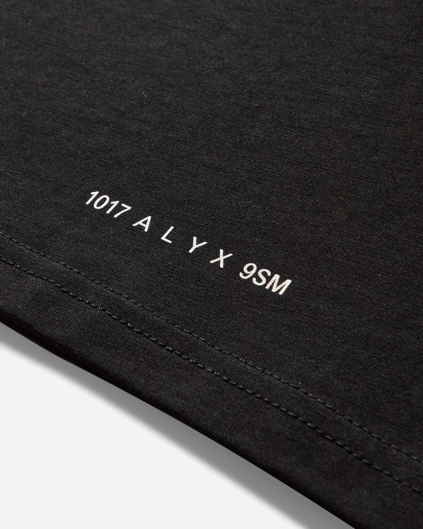 1017 ALYX 9SM Skull Oversized Tee Black T-Shirts Shortsleeve AAMTS0516FA01 BLK0001
