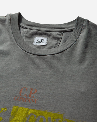 C.P. Company Horizontal Logo T-Shirt Smoked Pearl T-Shirts Shortsleeve 18CMTS309A-005431G 935