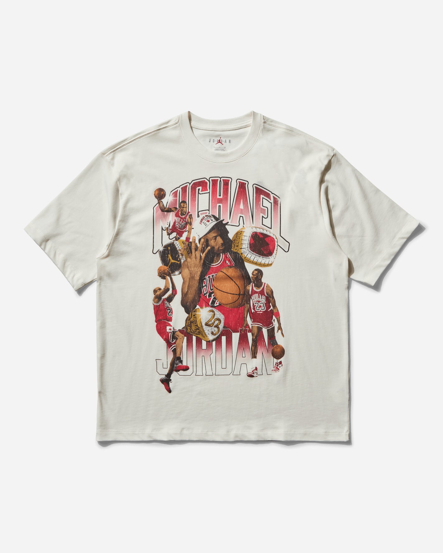 Nike Jordan M J Flt Ess Gfx Ovsz Ss Crw Sail/Varsity Red T-Shirts Shortsleeve HM7131-133