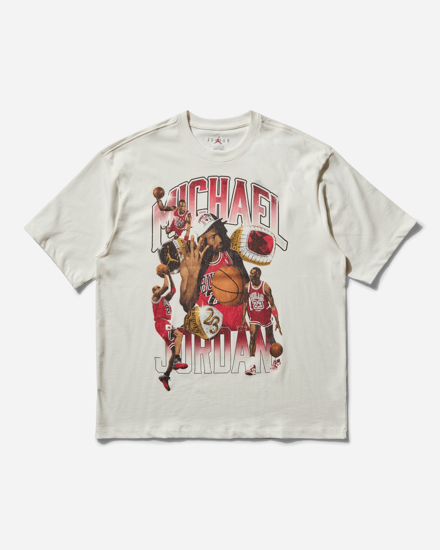 Nike Jordan M J Flt Ess Gfx Ovsz Ss Crw Sail/Varsity Red T-Shirts Shortsleeve HM7131-133