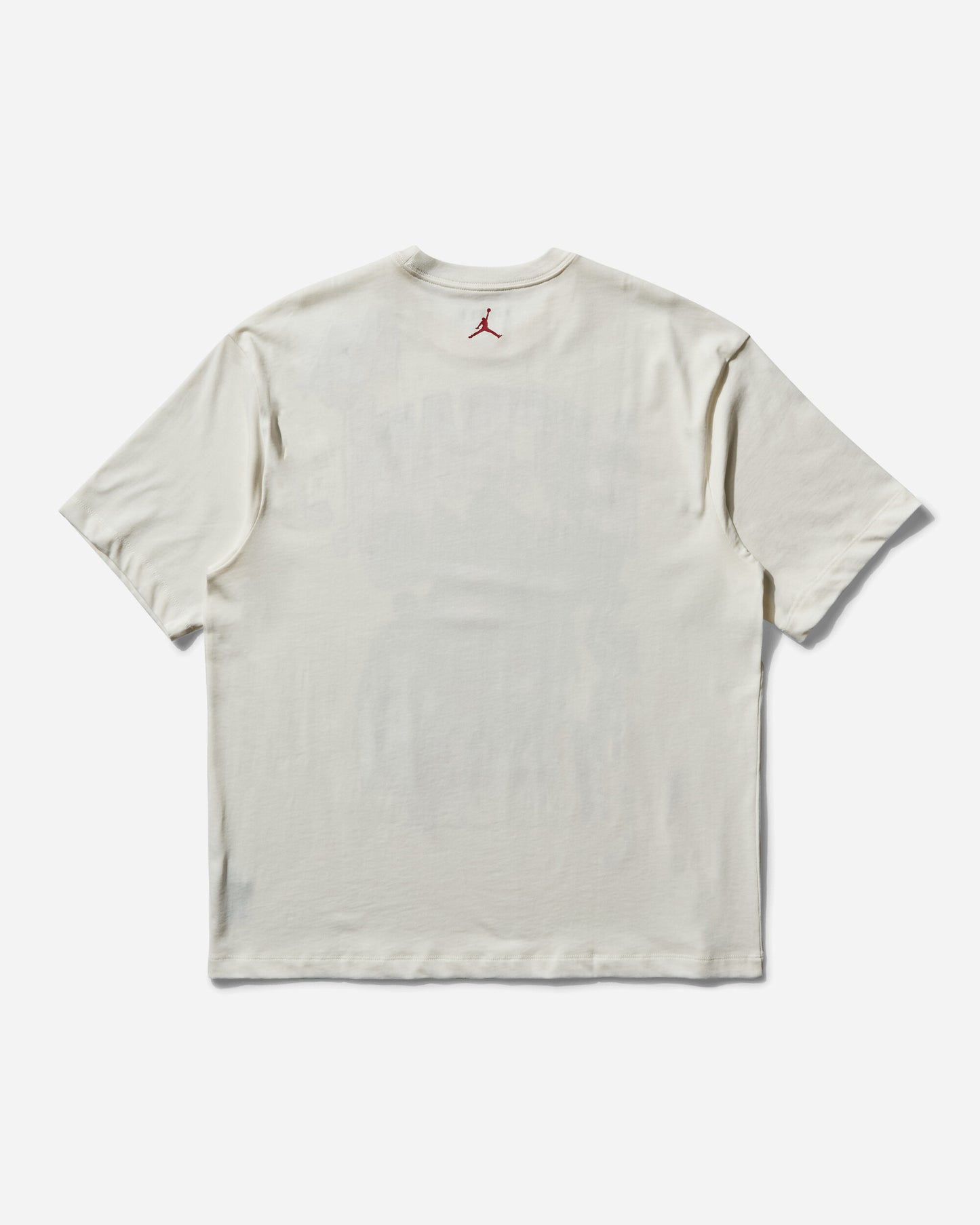 Nike Jordan M J Flt Ess Gfx Ovsz Ss Crw Sail/Varsity Red T-Shirts Shortsleeve HM7131-133