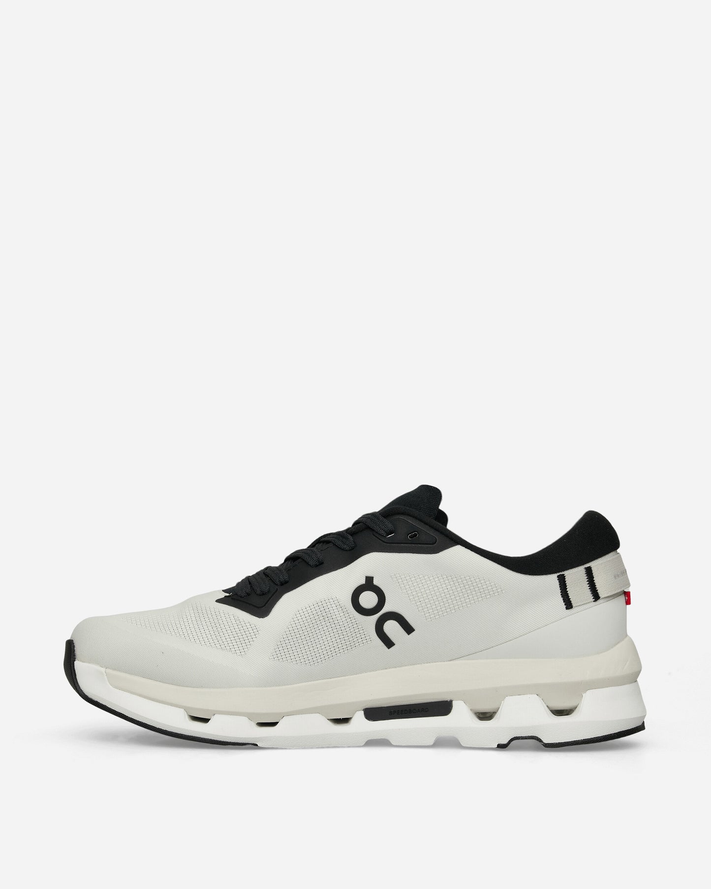 On Wmns Pad Cloudzone 1 W Ice/Black Sneakers Low 3WF10071926 IB