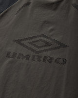 Umbro Lasered Nylon Crewneck Grey Black Sweatshirts Crewneck UBMW0252FA164 GRY0046