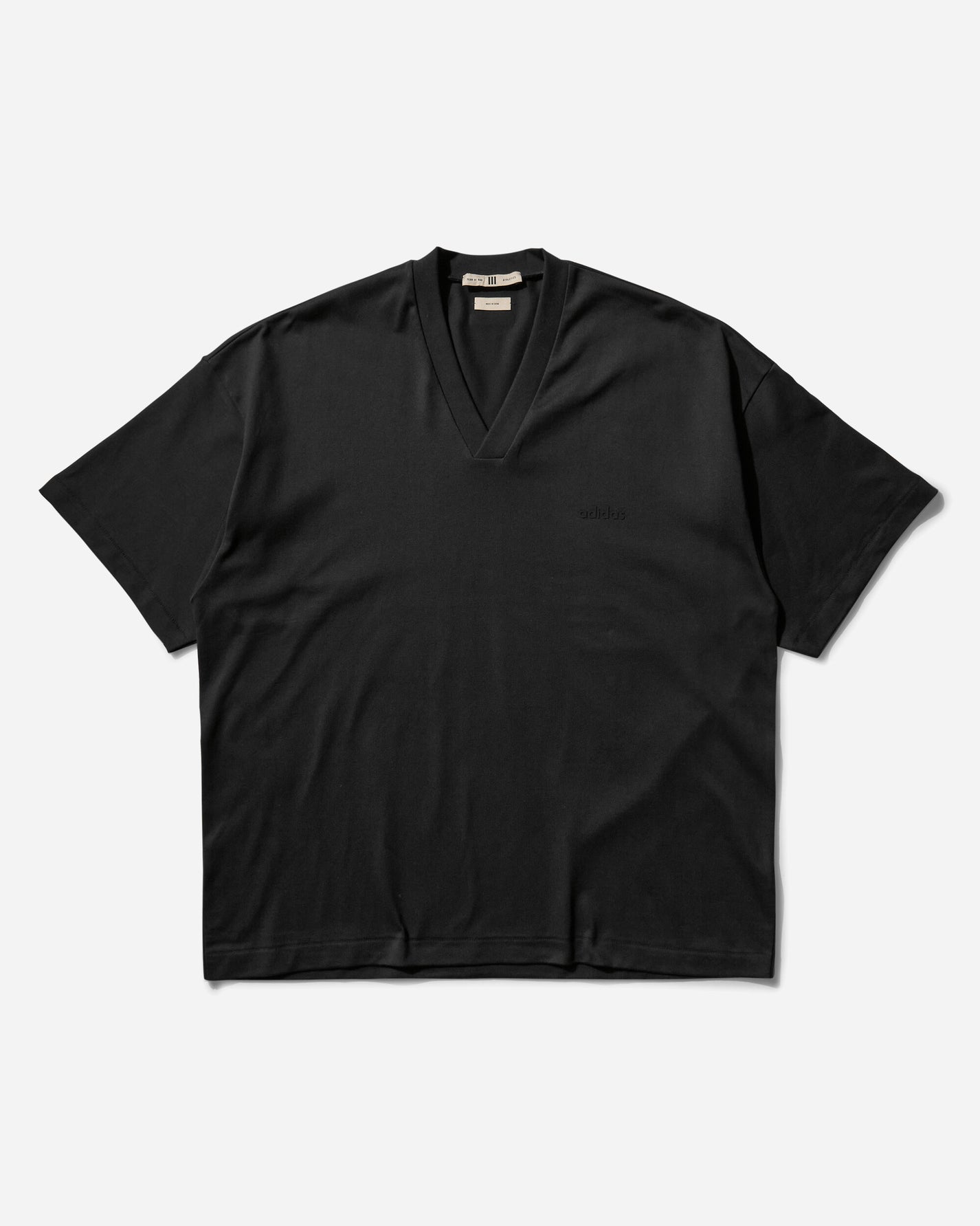 adidas Athletics V Tee Black/Black T-Shirts Shortsleeve IS8736